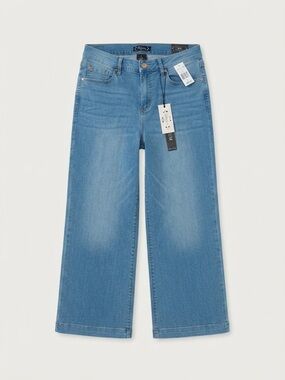 Nannette Light Blue Wide-Leg Jeans